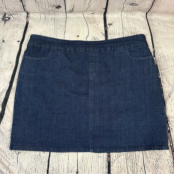 SOFT SURROUNDINGS DENIM SKORT SIZE (XL) - Picture 5 of 9